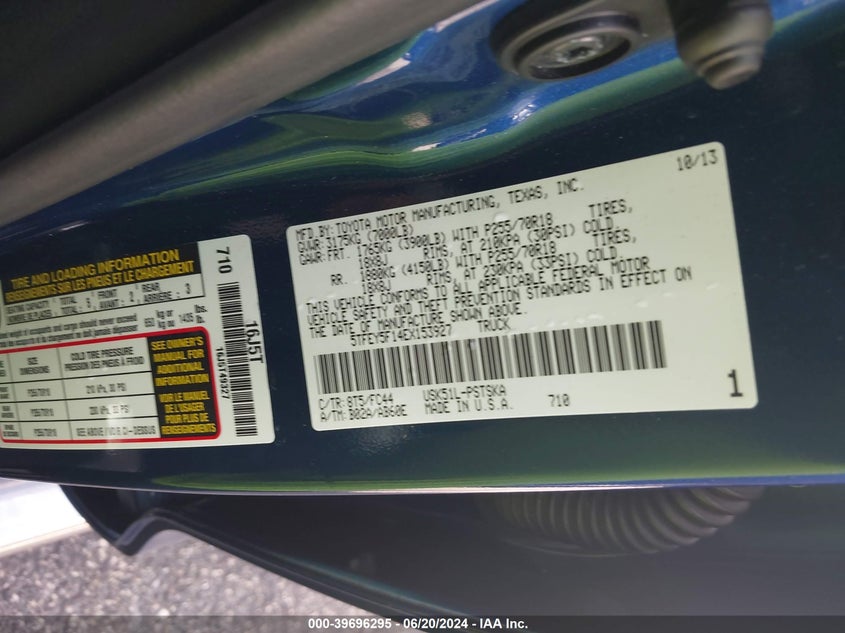 2014 TOYOTA TUNDRA CREWMAX SR5 - 5TFEY5F14EX153927