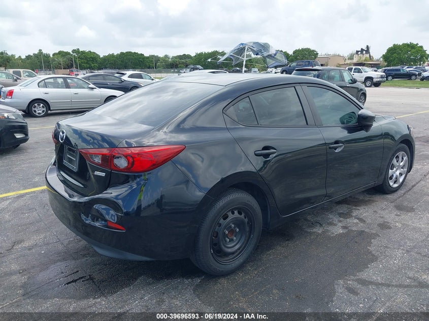 VIN 3MZBN1U78JM209702 2018 MAZDA MAZDA3 SPORT