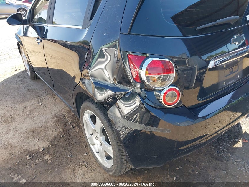 2015 Chevrolet Sonic Ltz VIN: 1G1JE6SB6F4101335 Lot: 39696603