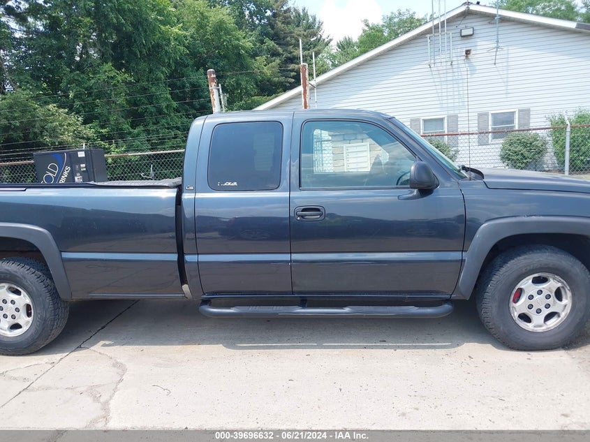 2003 Chevrolet Silverado K1500 VIN: 1GCEK19T13E154145 Lot: 39696632