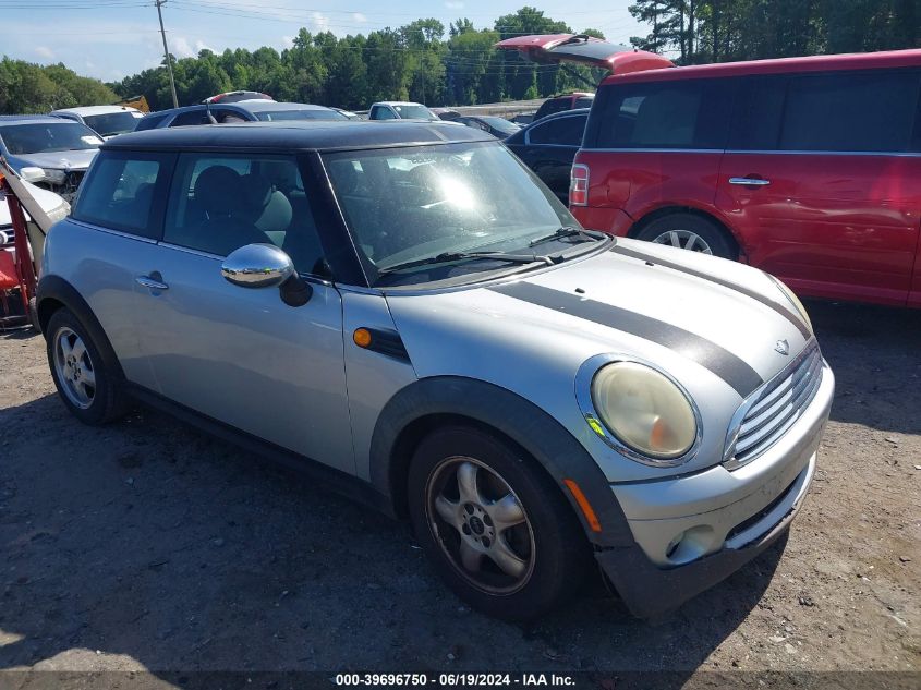 2010 Mini Cooper VIN: WMWMF3C56ATZ62566 Lot: 39696750