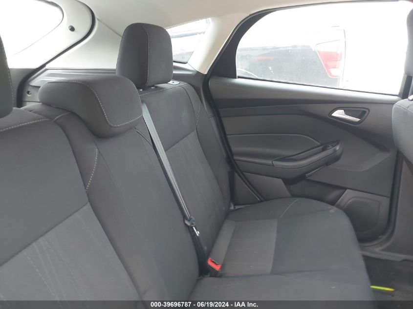 2017 Ford Focus Se VIN: 1FADP3K28HL212433 Lot: 39696787