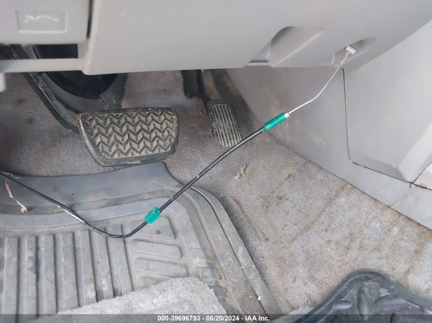 2005 Toyota 4Runner Sr5 V8 VIN: JTEBT14R858027174 Lot: 39696793