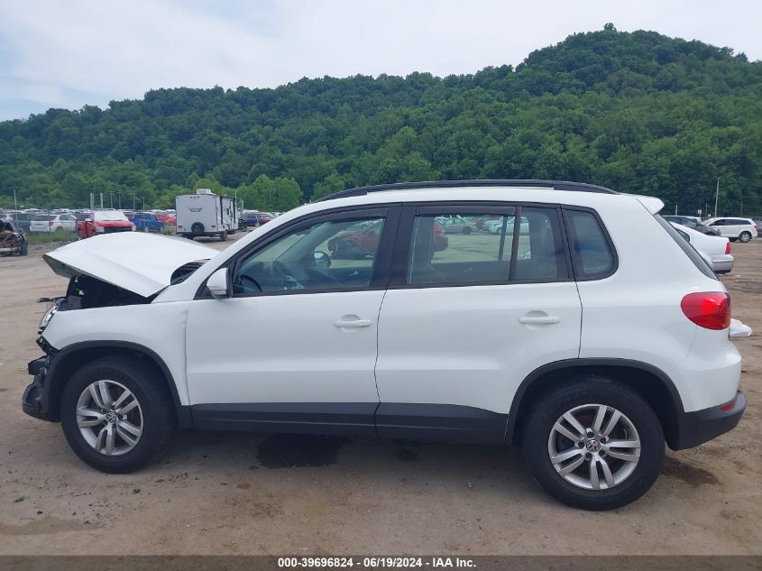 2016 Volkswagen Tiguan S VIN: WVGBV7AX1GW609857 Lot: 39696824