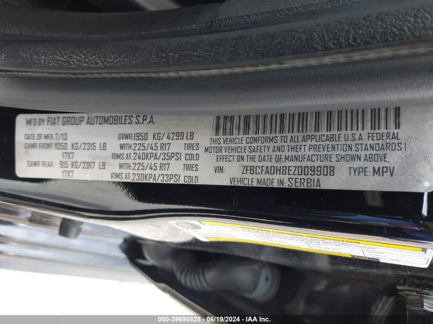 2014 FIAT 500L TREKKING - ZFBCFADH8EZ009908