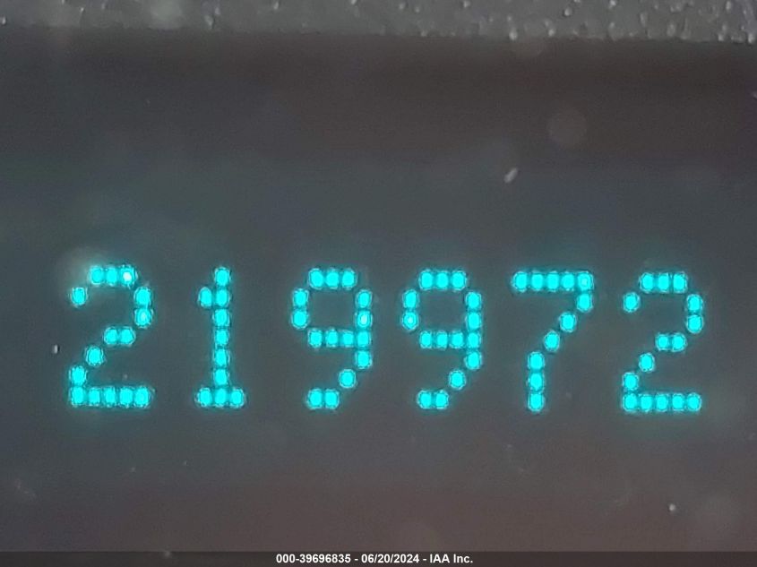 2002 GMC Envoy Slt VIN: 1GKDT13S922103893 Lot: 39696835