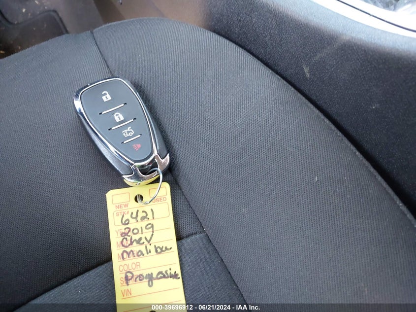 2019 Chevrolet Malibu Lt VIN: 1G1ZD5ST9KF136703 Lot: 39696912