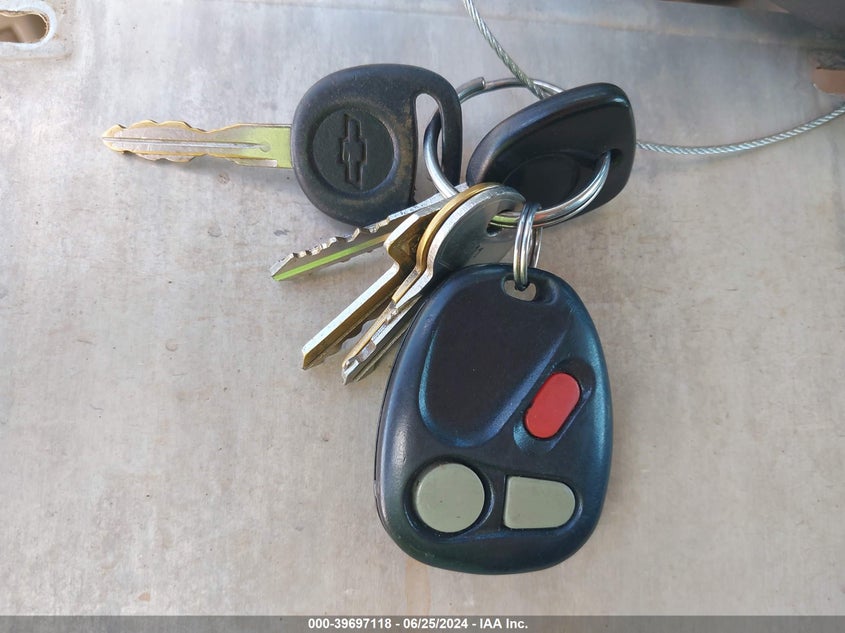 2002 Chevrolet Silverado 1500 Ls VIN: 2GCEK19T821157642 Lot: 39697118