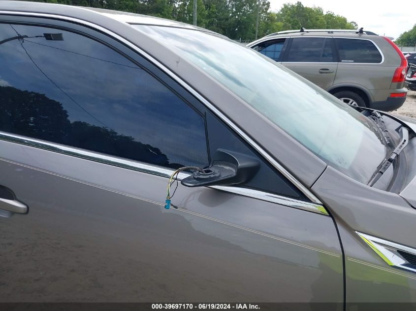 2012 Cadillac Cts Luxury VIN: 1G6DE5E50C0137192 Lot: 39697170