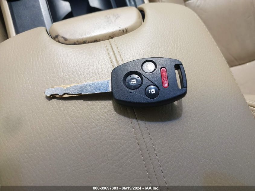 2010 Honda Accord 2.4 Ex-L VIN: 1HGCP2F87AA013424 Lot: 39697303