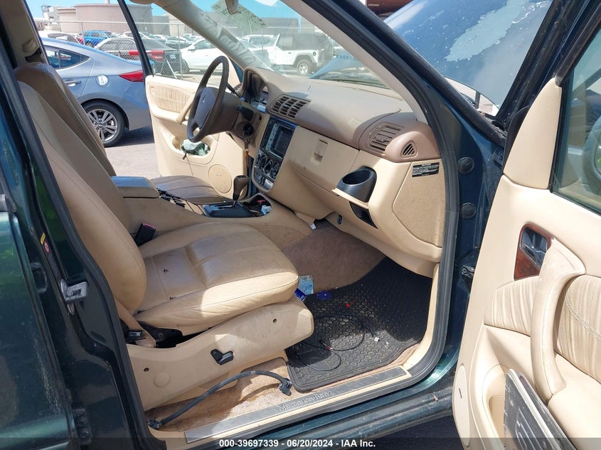 2001 Mercedes-Benz Ml 320 VIN: 4JGAB54E21A280500 Lot: 39697339