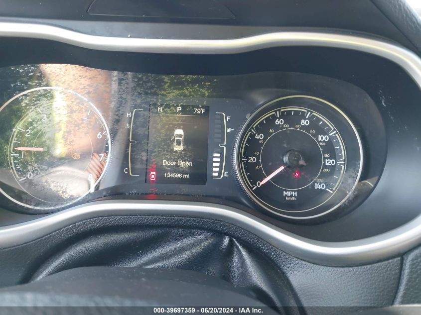 2014 Jeep Cherokee Latitude VIN: 1C4PJLCS8EW129649 Lot: 39697359