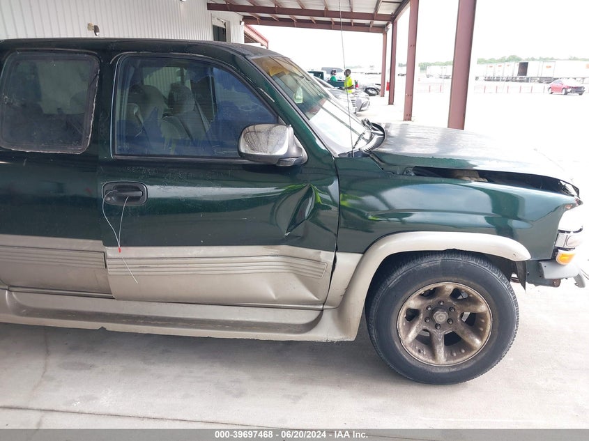 2002 Chevrolet Silverado 1500 C1500 VIN: 2GCEC19T621337974 Lot: 39697468