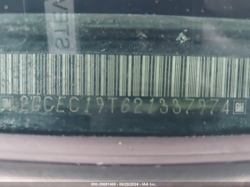 2002 Chevrolet Silverado 1500 C1500 VIN: 2GCEC19T621337974 Lot: 39697468