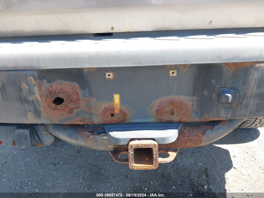 2005 Nissan Xterra S VIN: 5N1AN08W45C633875 Lot: 39697475