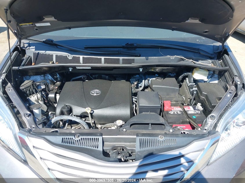 2017 Toyota Sienna Xle 7 Passenger VIN: 5TDDZ3DC7HS171270 Lot: 39697505