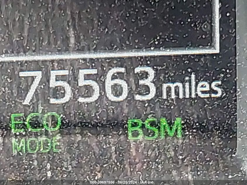 2017 Toyota Rav4 Hybrid Xle VIN: JTMRJREV2HD148877 Lot: 39697556