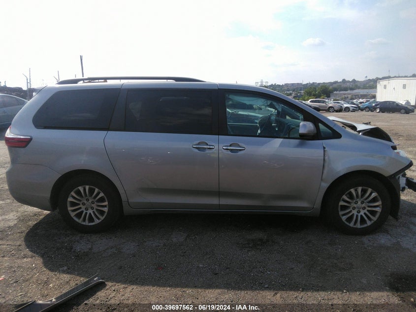 2017 Toyota Sienna Xle Premium 8 Passenger VIN: 5TDYZ3DC6HS851436 Lot: 39697562