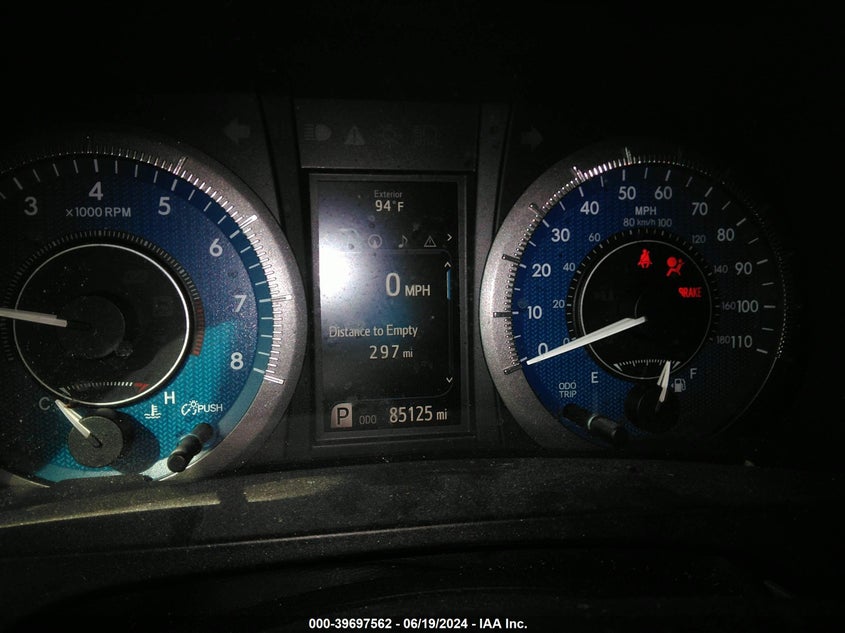 2017 Toyota Sienna Xle Premium 8 Passenger VIN: 5TDYZ3DC6HS851436 Lot: 39697562