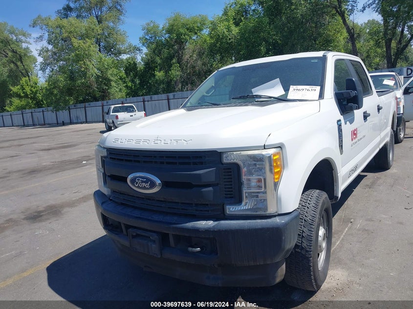 2017 Ford F-250 Xl VIN: 1FT7W2B69HED67326 Lot: 39697639
