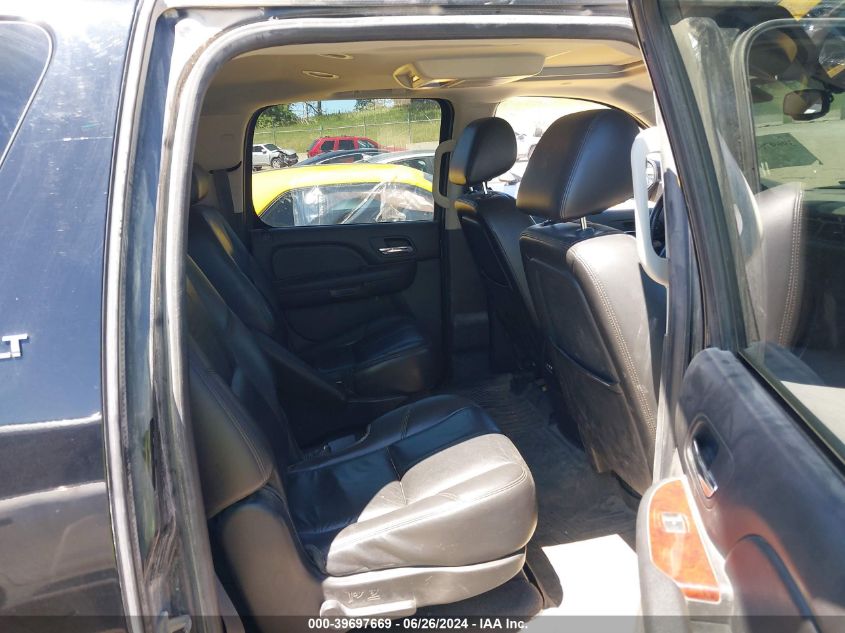 2010 Chevrolet Suburban 1500 Lt1 VIN: 1GNUKJE39AR211951 Lot: 39697669