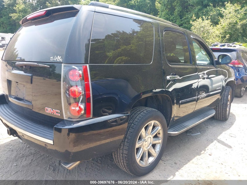 2013 GMC YUKON DENALI - 1GKS2EEF1DR158382
