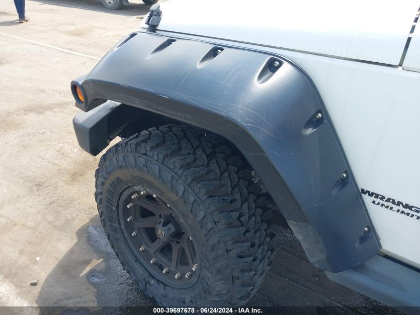 2013 Jeep Wrangler Unlimited Sport VIN: 1C4BJWDG3DL558509 Lot: 39697678