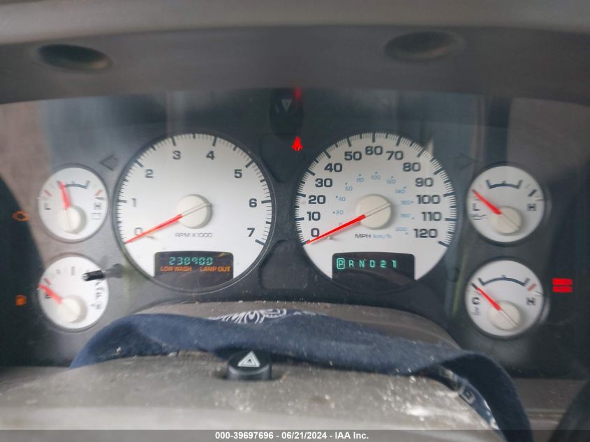 2005 Dodge Ram 1500 Slt/Laramie VIN: 1D7HU18D15S211567 Lot: 39697696