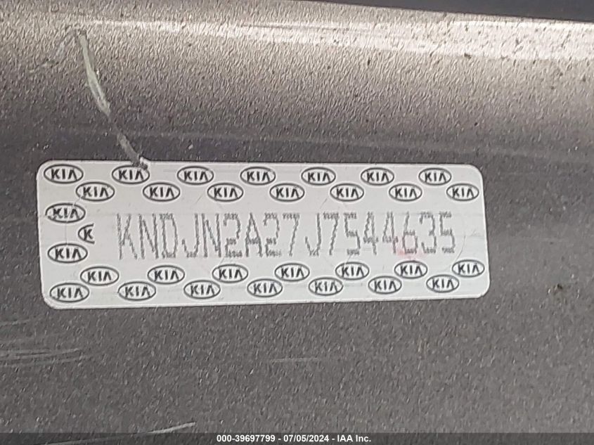 KNDJN2A27J7544635 2018 Kia Soul