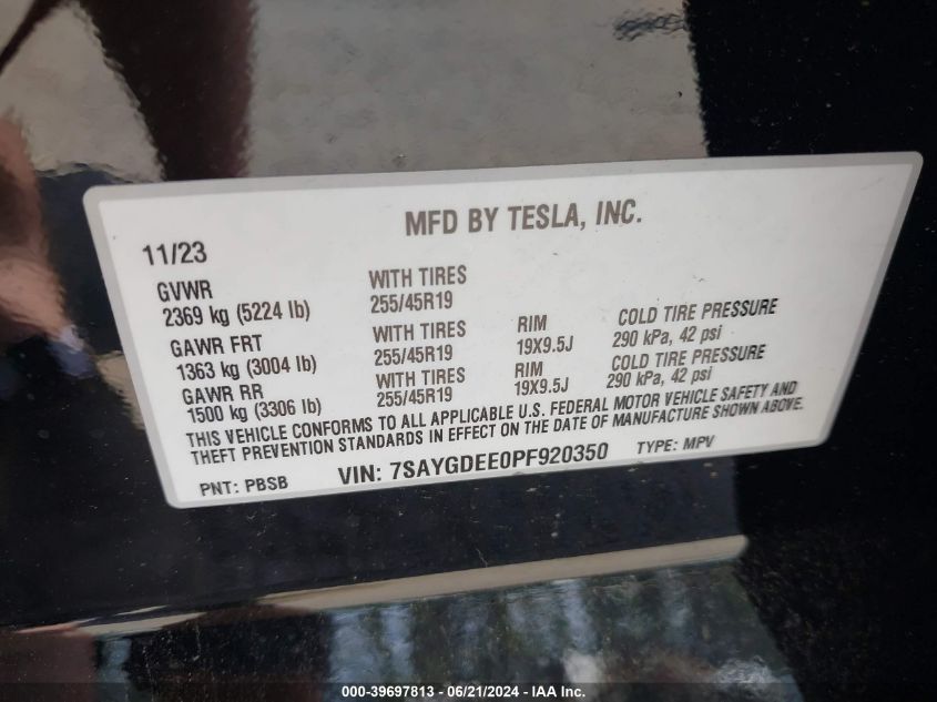 2023 Tesla Model Y Awd/Long Range Dual Motor All-Wheel Drive VIN: 7SAYGDEE0PF920350 Lot: 39697813