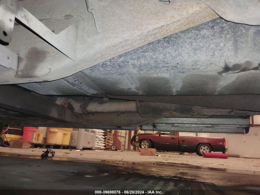 1989 Chevrolet Gmt-400 K1500 VIN: 2GCEK14K9K1229172 Lot: 39698076