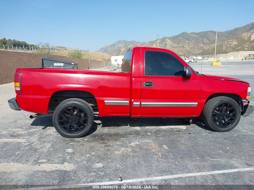 2000 Chevrolet Silverado 1500 VIN: 1GCEC14WXYZ112670 Lot: 39698078