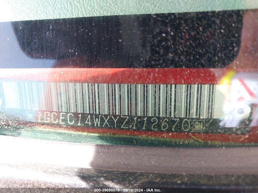 2000 Chevrolet Silverado 1500 VIN: 1GCEC14WXYZ112670 Lot: 39698078