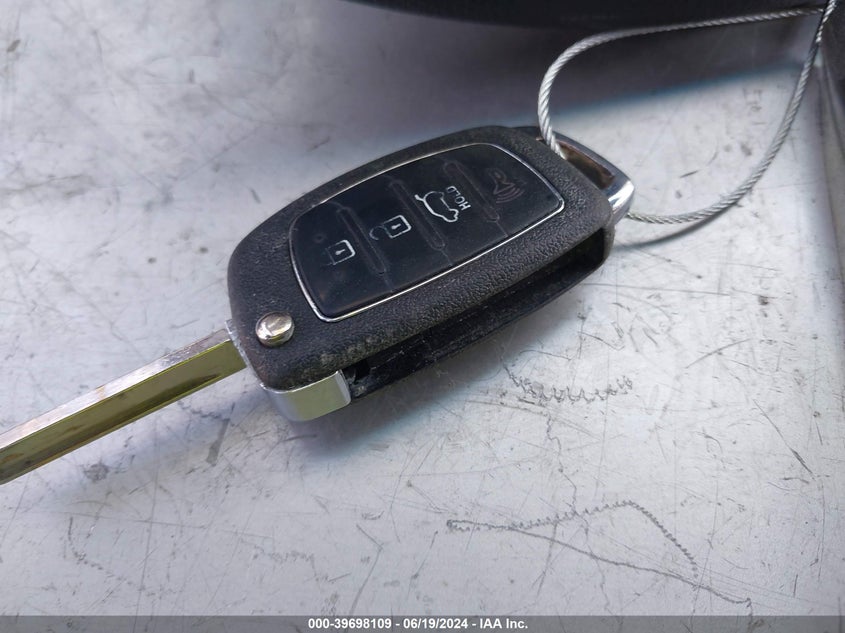 2013 Hyundai Santa Fe Sport VIN: 5XYZT3LB6DG036000 Lot: 39698109