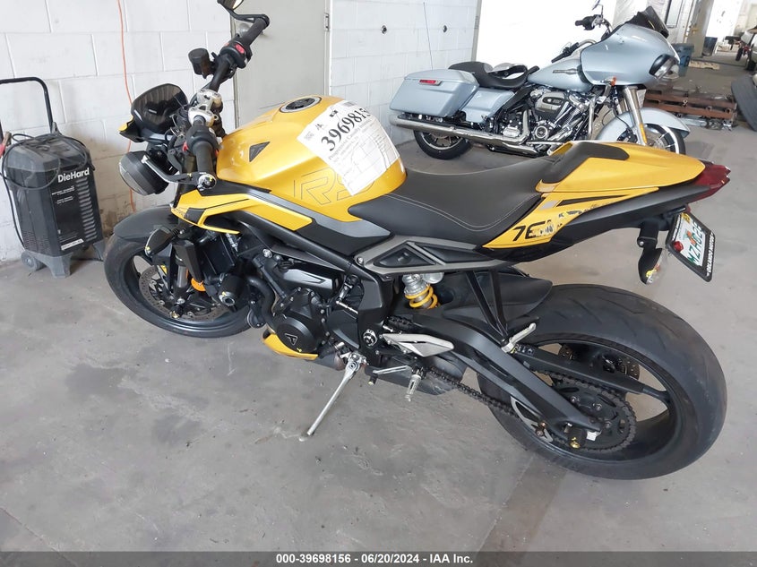 2024 TRIUMPH MOTORCYCLE STREET TRIPLE 765 RS - SMTA614K8RTBN0880