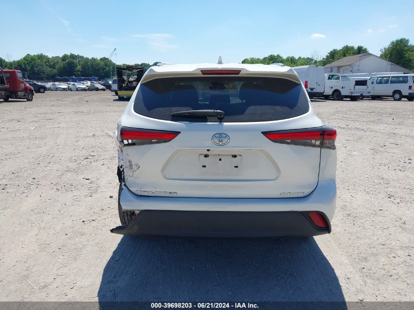 5TDGZRBH7MS138049 2021 Toyota Highlander Xle