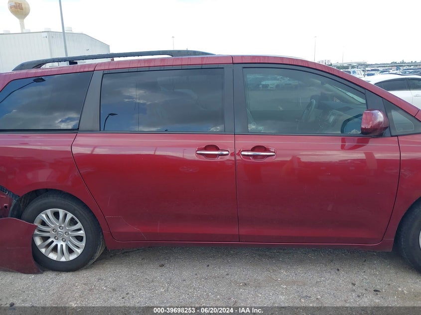 2012 Toyota Sienna Xle V6 8 Passenger VIN: 5TDYK3DC8CS263292 Lot: 39698253