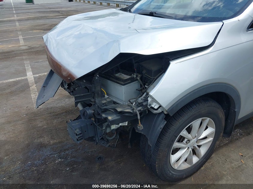 2016 Kia Sorento 2.4L Lx VIN: 5XYPG4A33GG165894 Lot: 39698256