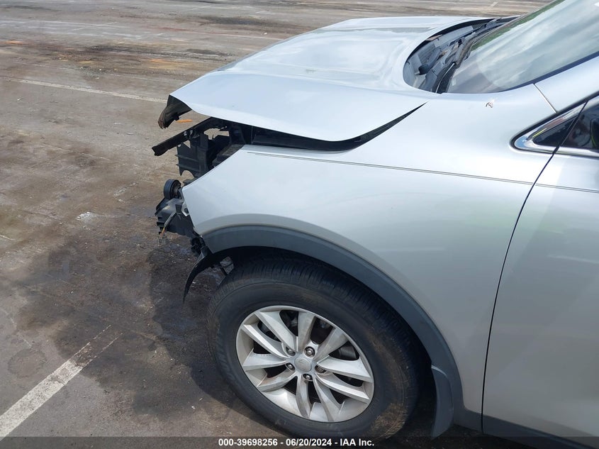 2016 Kia Sorento 2.4L Lx VIN: 5XYPG4A33GG165894 Lot: 39698256