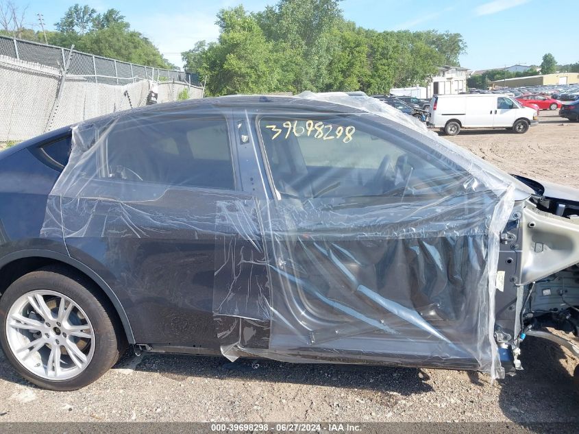 2020 Tesla Model Y VIN: 5YJYGDEE2LF037275 Lot: 39698298