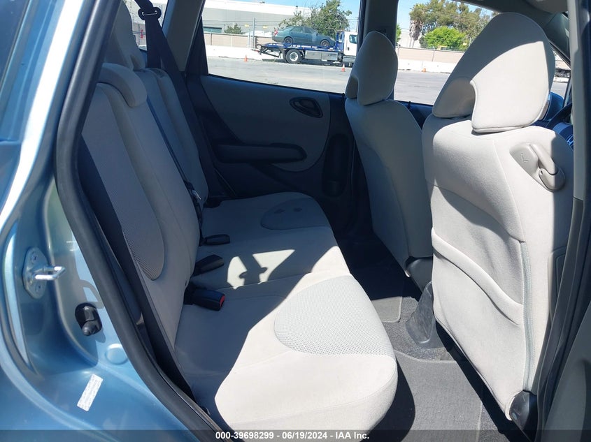 2007 Honda Fit VIN: JHMGD38447S060078 Lot: 39698299