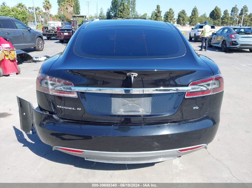 2015 Tesla Model S 60/70/85 VIN: 5YJSA1E1XFF112439 Lot: 39698340