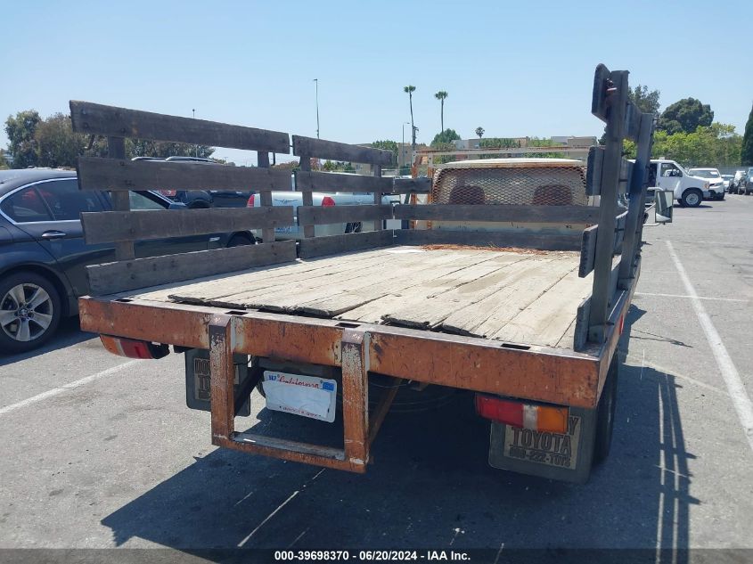 1987 Toyota Pickup Cab Chassis Rn75 VIN: JT5RN75T0H0017523 Lot: 39698370