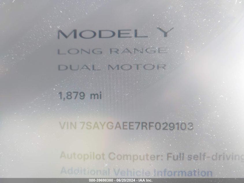 2024 Tesla Model Y VIN: 7SAYGAEE7RF029103 Lot: 39698380