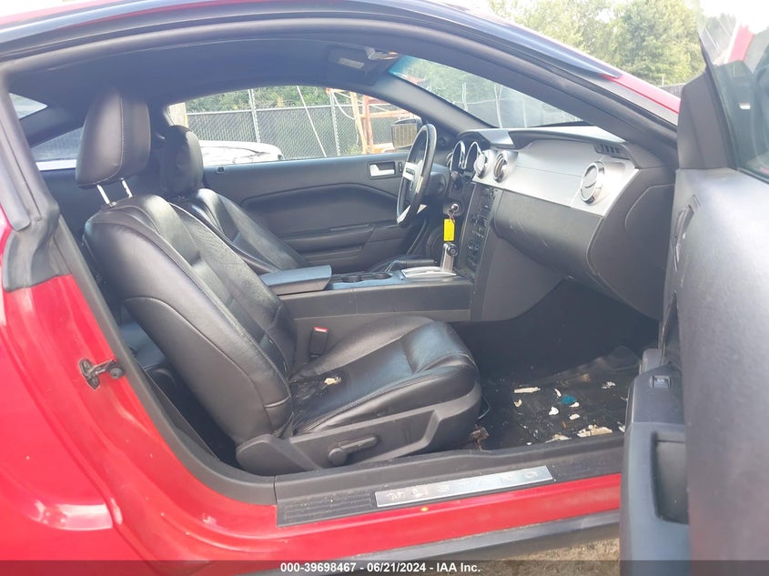 2007 Ford Mustang V6 Deluxe/V6 Premium VIN: 1ZVFT80N775345094 Lot: 39698467