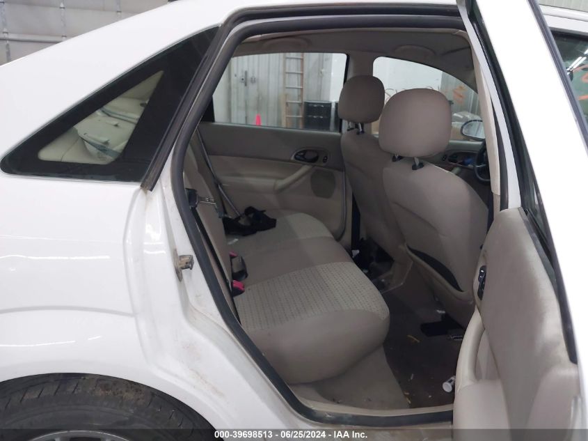 2007 Ford Focus S/Se/Ses VIN: 1FAFP34N77W254685 Lot: 39698513