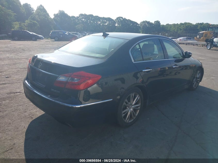 2012 Hyundai Genesis 3.8L VIN: KMHGC4DD6CU193807 Lot: 39698584