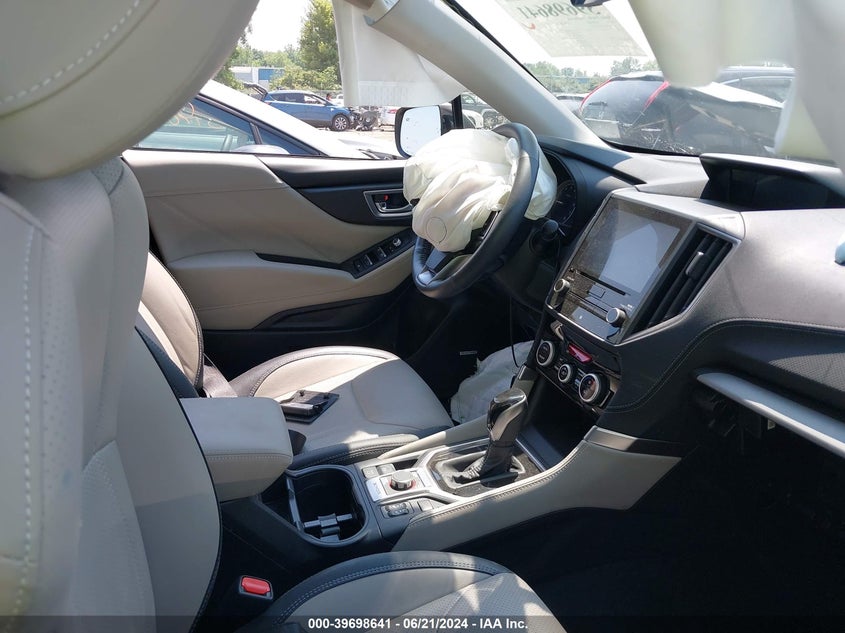 2020 Subaru Forester Limited VIN: JF2SKAUC1LH556242 Lot: 39698641