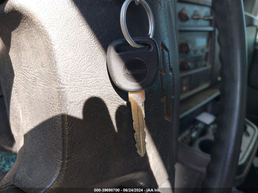 2006 Chevrolet Express Work Van VIN: 1GCHG39U861125238 Lot: 39698700