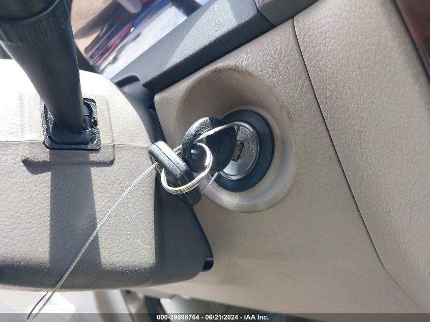 2005 Kia Sorento Ex/Lx VIN: KNDJC733055409118 Lot: 39698764